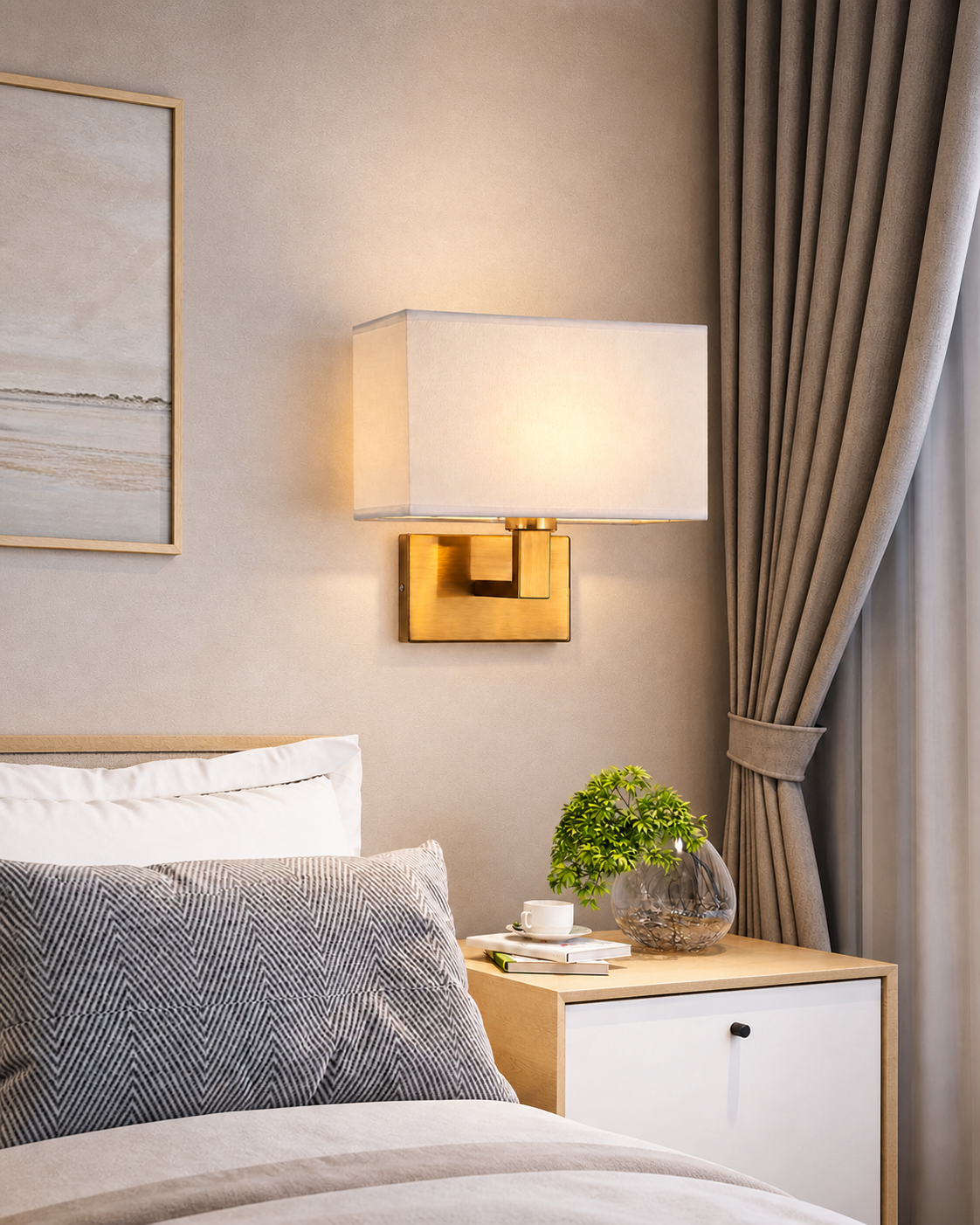 Aplique de Pared Dorado con Pantalla de Lino para Dormitorio